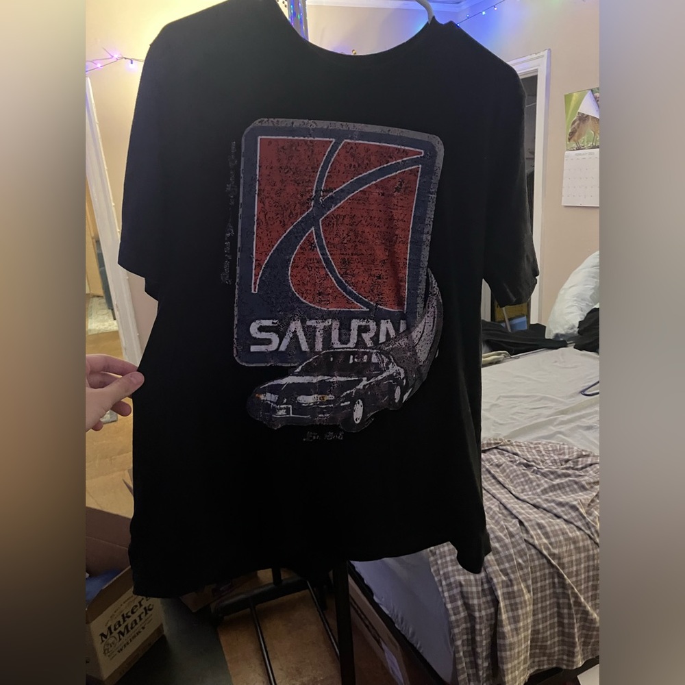 Vintage 90s Saturn Cars Graphic Tee